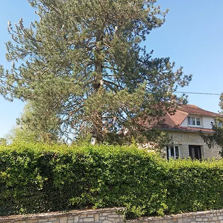 Beauregard Posay Apartment